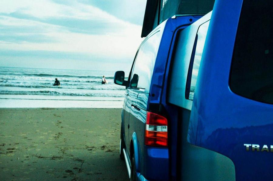  Volkswagen Transporter Doubleback Conversion Camper 2012 года  (фото 9 из 12)